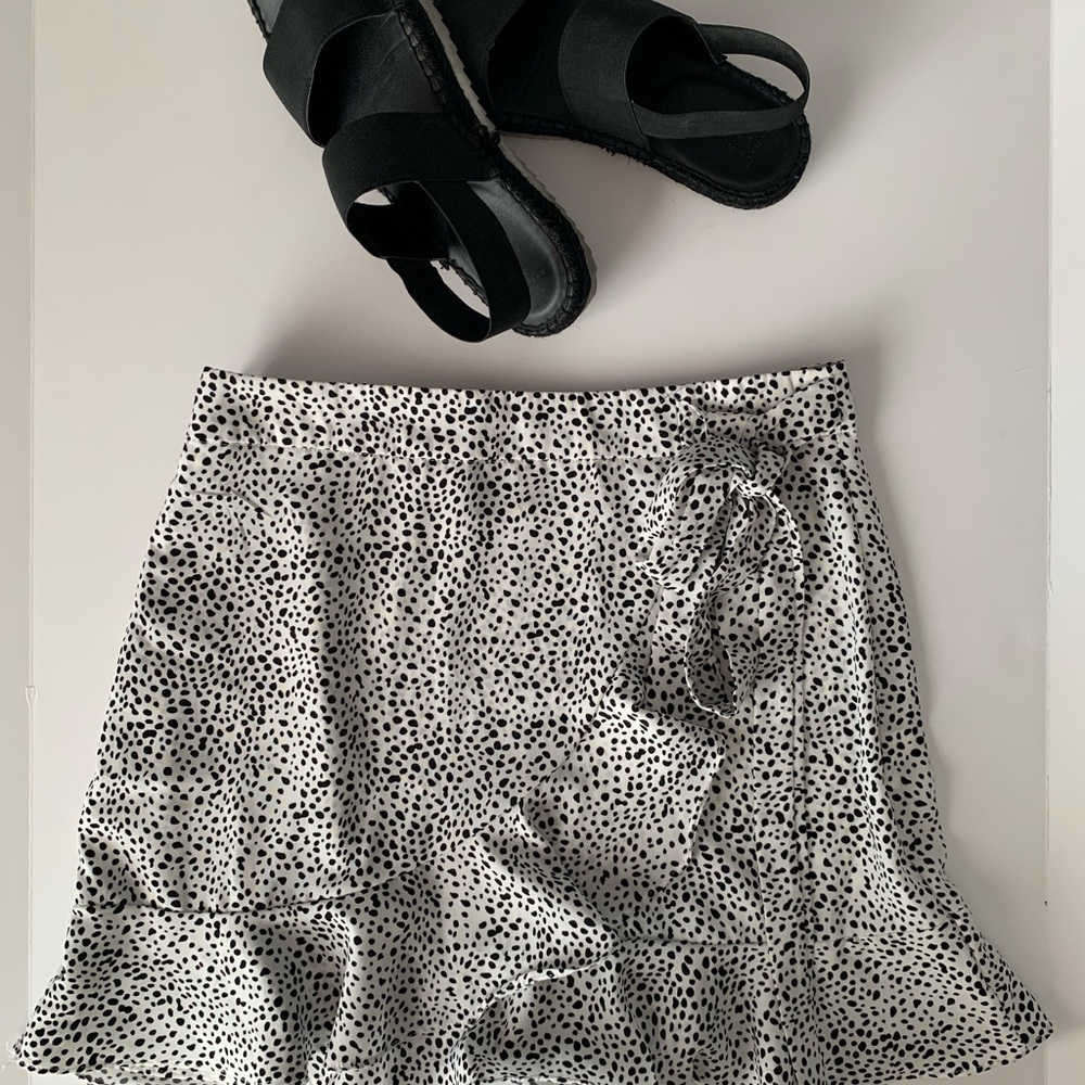 Boho Ruched Black and White Spotted Tie Up Skirt S